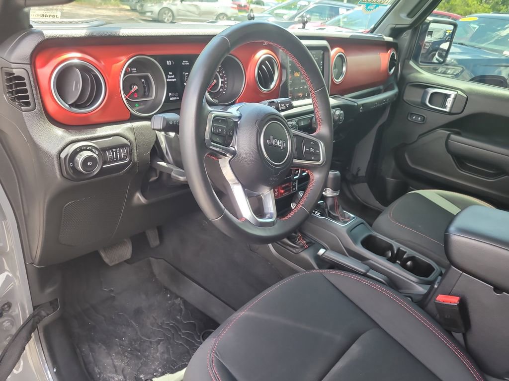 Used 2022 Jeep Wrangler Rubicon AWD/4WD image 10
