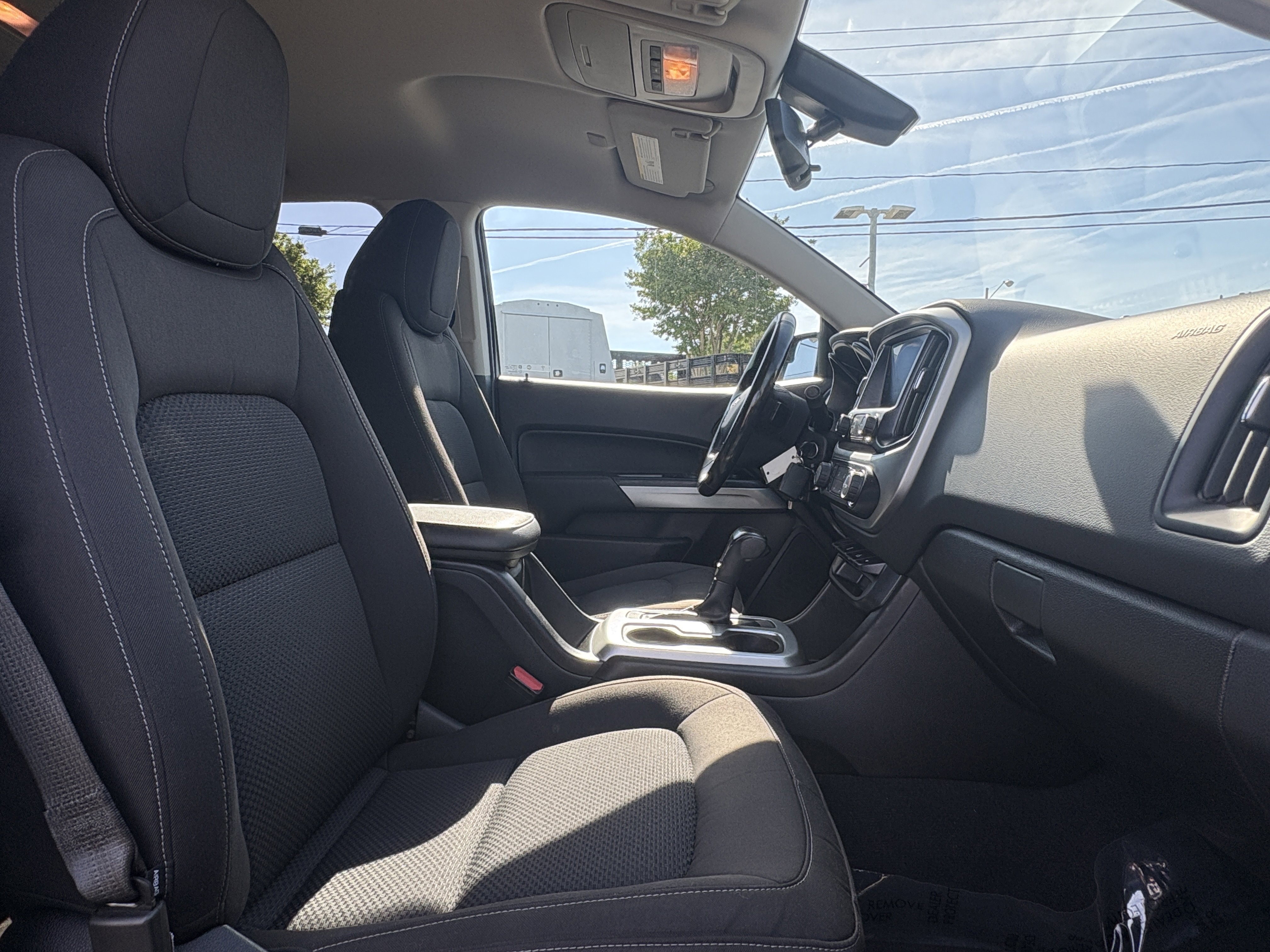 Used 2019 Chevrolet Colorado LT w/ LT Convenience Package image 12