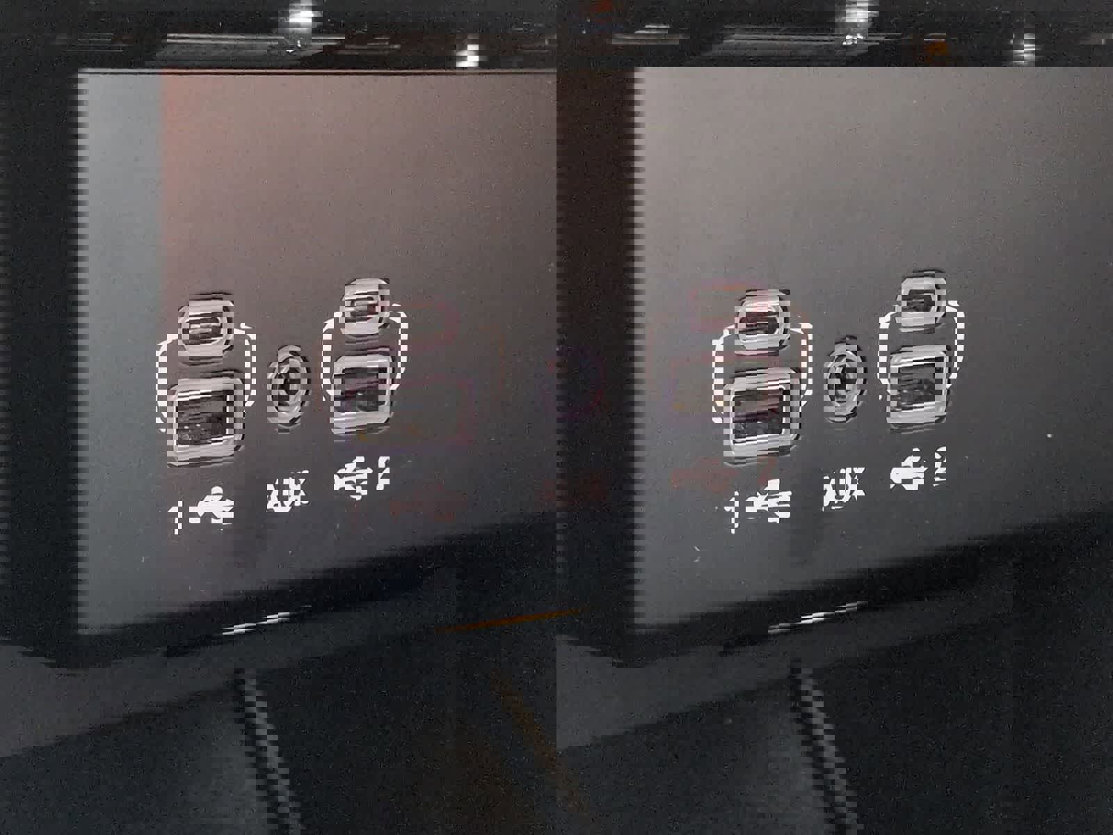 Certified 2024 Jeep Wagoneer L Series II w/ Convenience Group I image 33