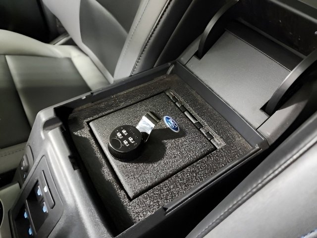 Used 2022 Ford Bronco Black Diamond image 33