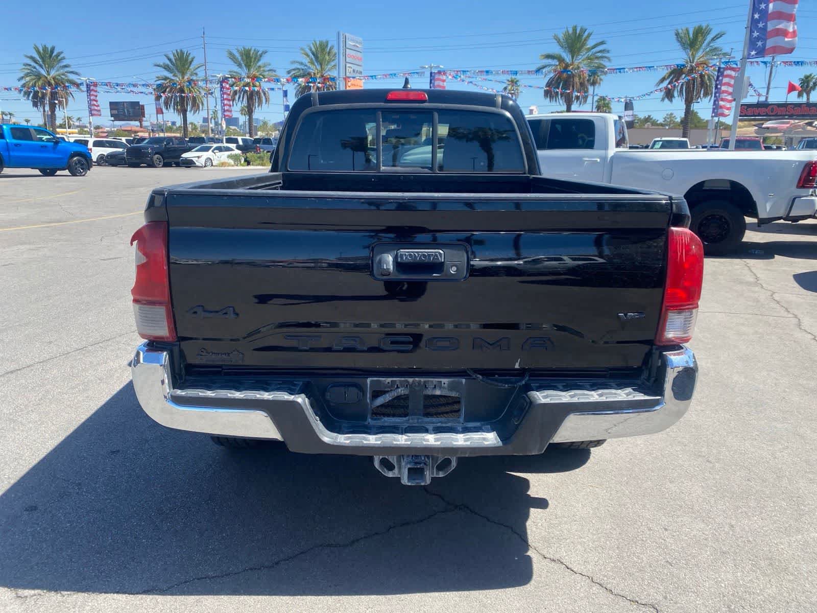 Used 2023 Toyota Tacoma SR5 AWD/4WD image 8