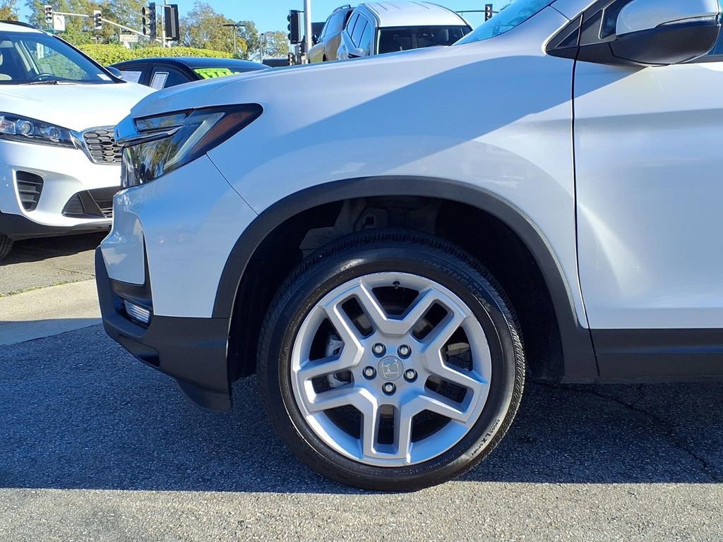 Used 2024 Honda Passport EX-L image 16