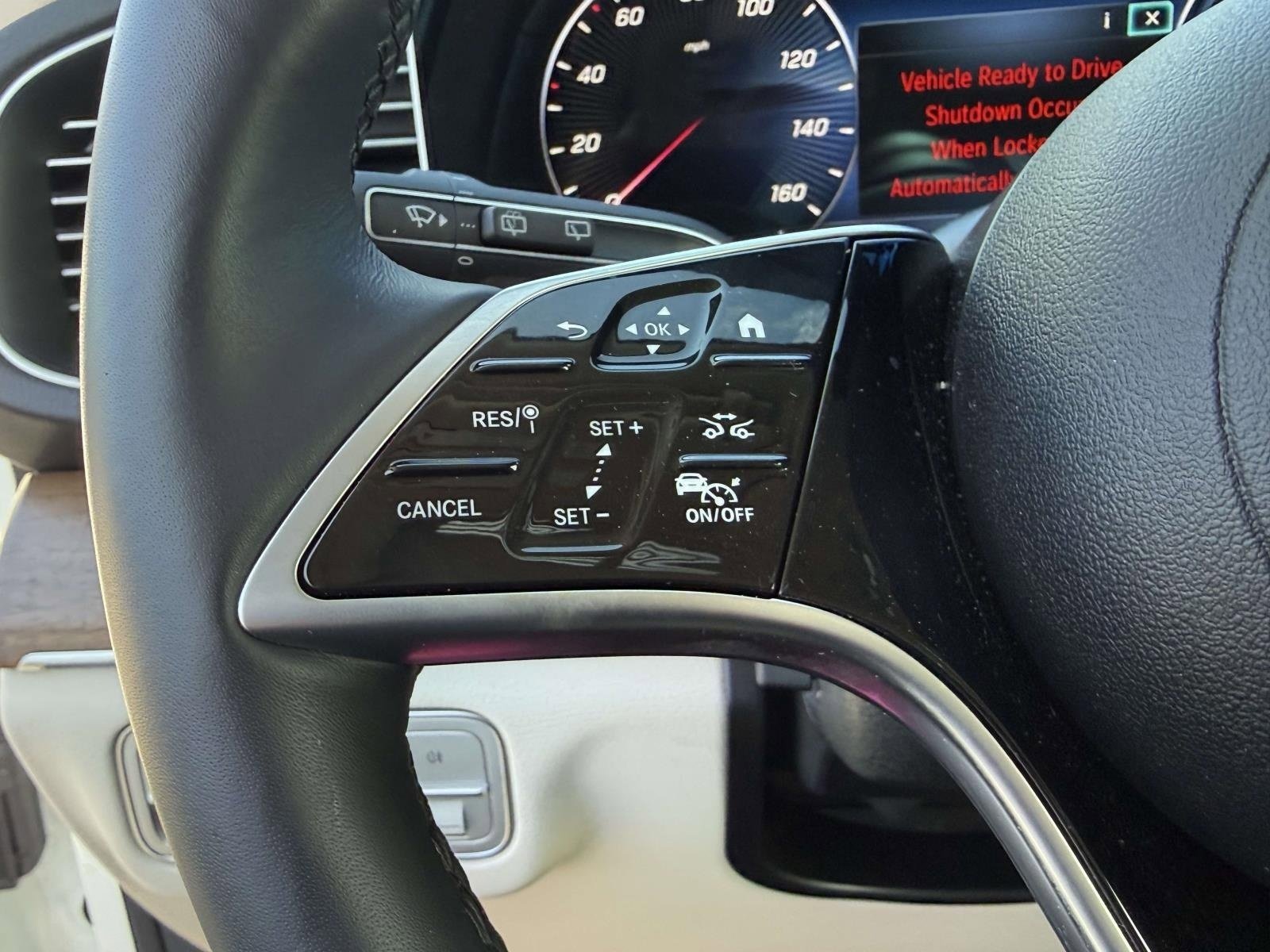 Used 2025 Mercedes-Benz GLE 450e 4MATIC image 57