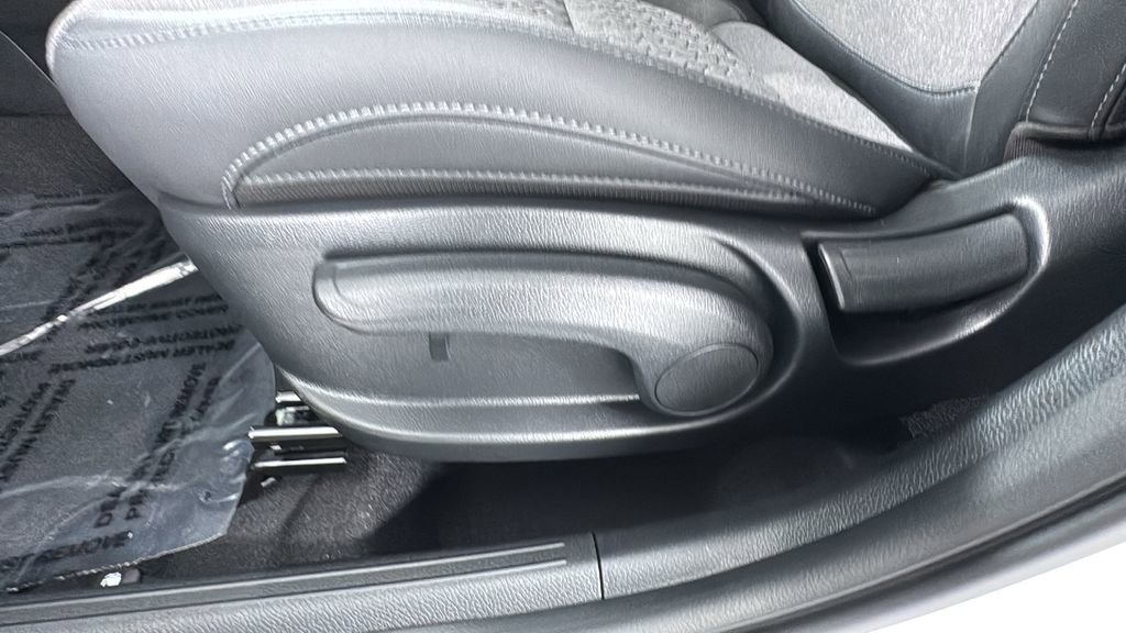 New 2026 Kia Seltos S image 11