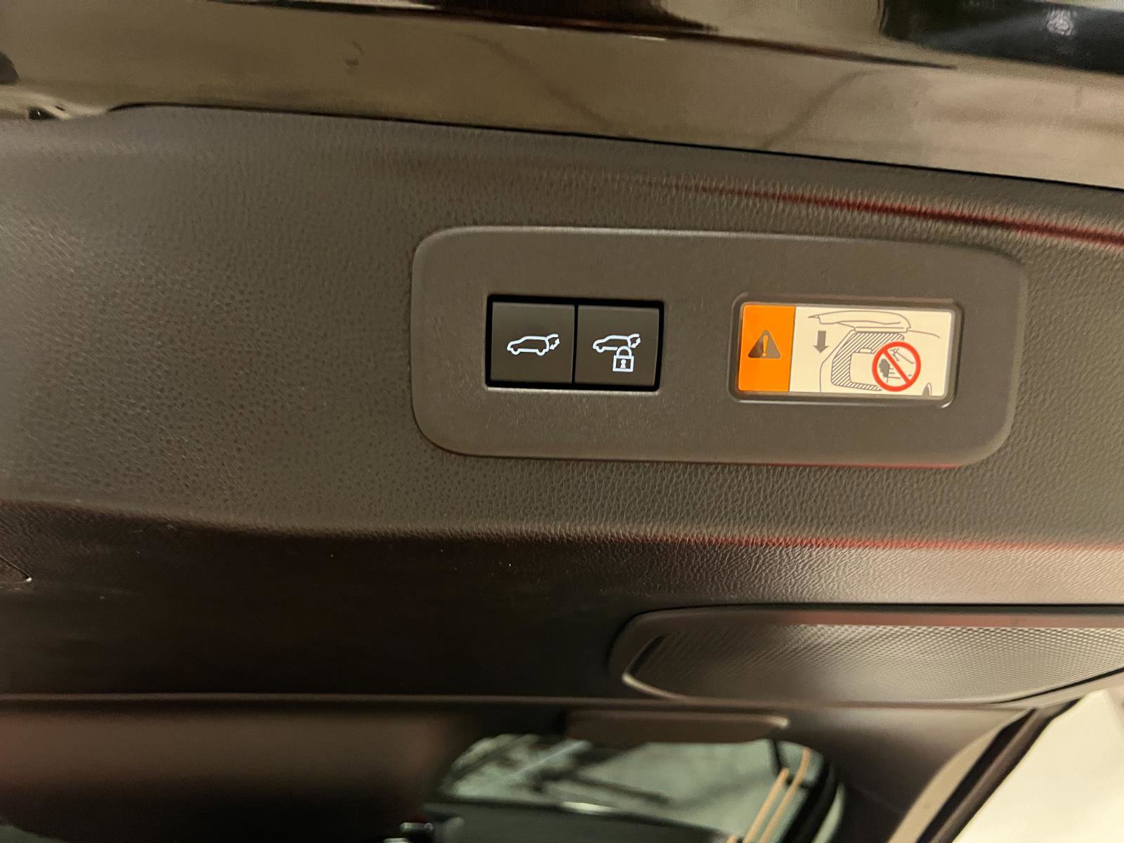 Used 2026 Lexus GX 550 w/ Cold Area Package image 38