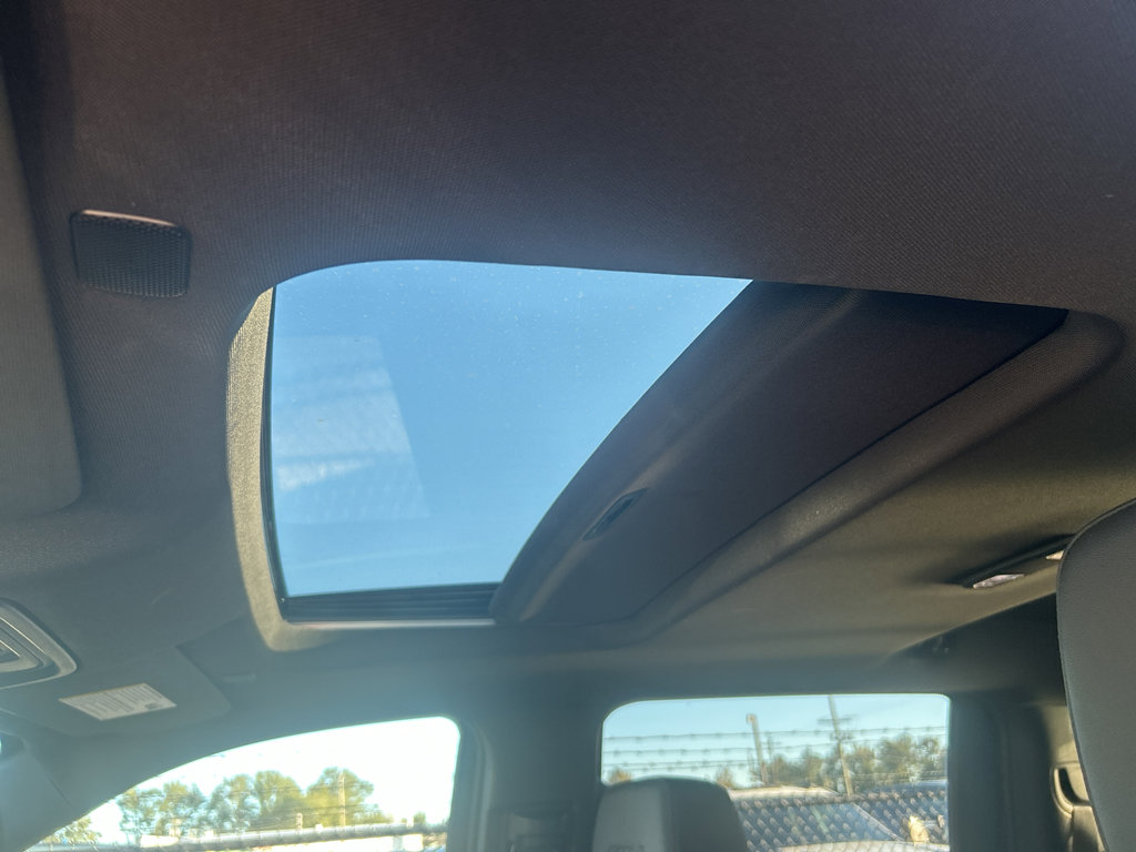 Used 2024 GMC Sierra 2500 AT4 w/ AT4 Premium Plus Package image 7