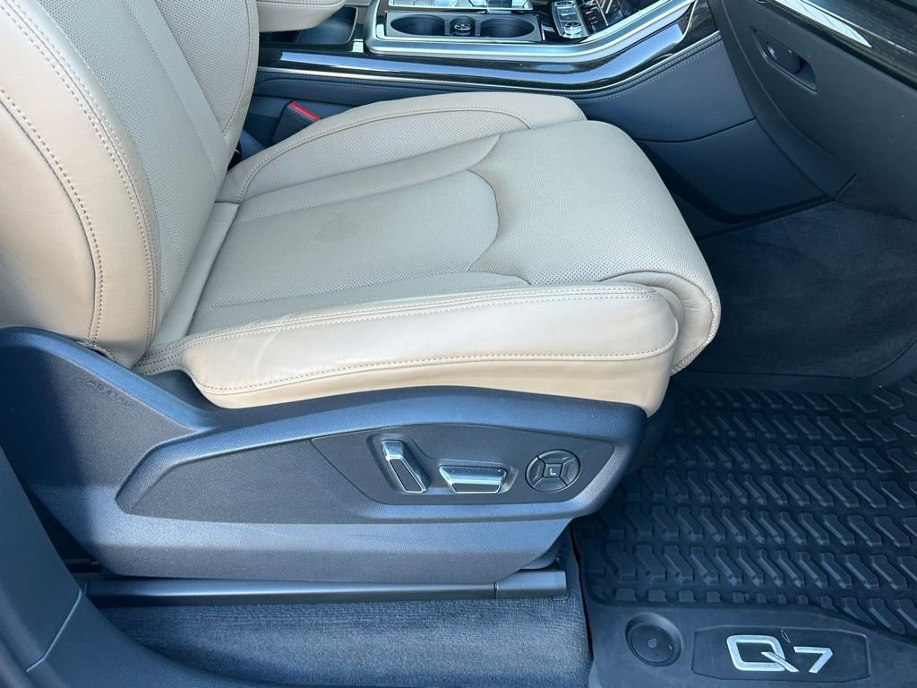Used 2023 Audi Q7 3.0T Prestige image 47