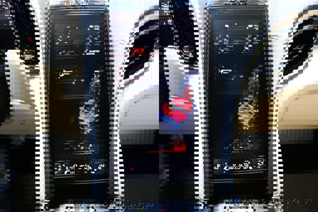 Used 2022 Ferrari Roma image 30