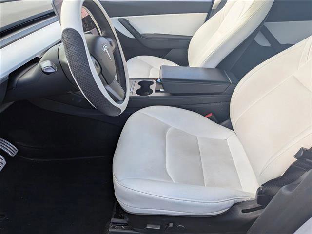 Used 2022 Tesla Model Y Performance image 14