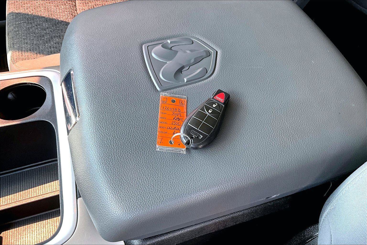 Used 2019 RAM 1500 Classic Warlock AWD/4WD image 12