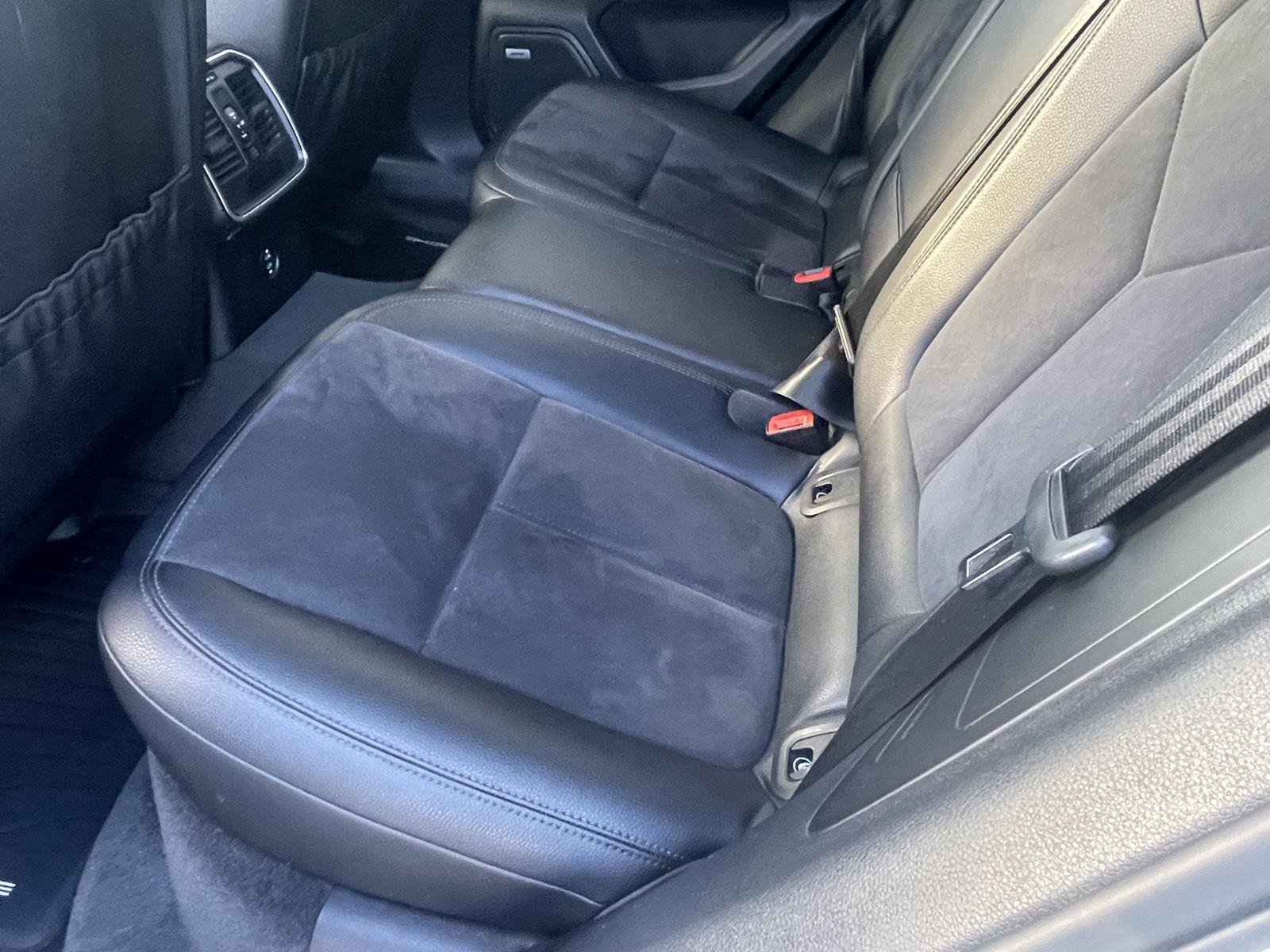 Used 2021 Porsche Macan image 11