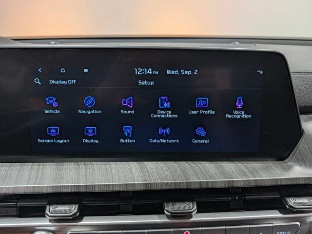 Used 2024 Kia Telluride EX w/ EX Captain's Chair Package FWD image 23