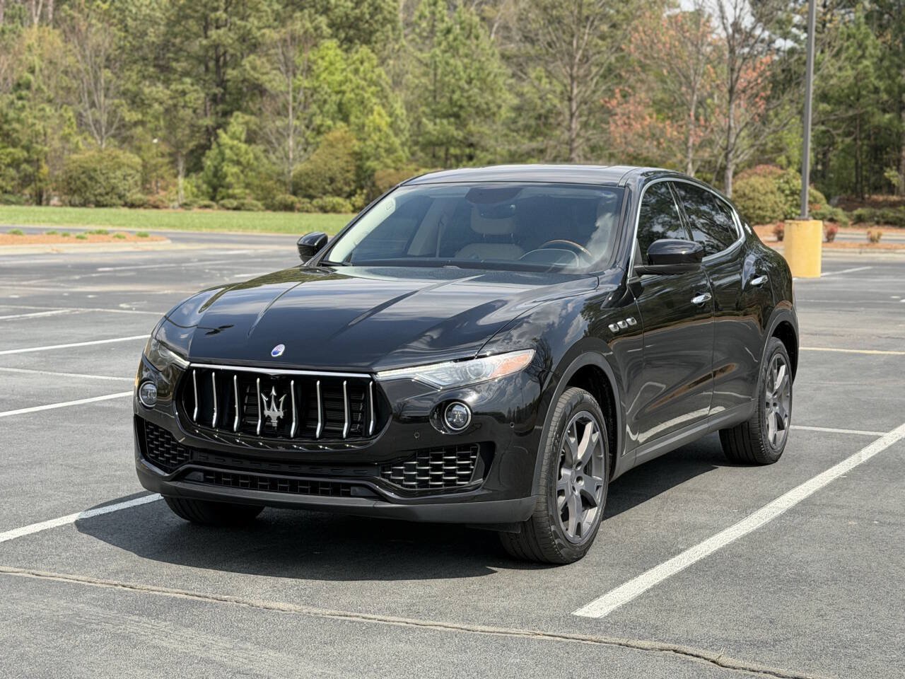 Used 2018 Maserati Levante AWD/4WD image 3