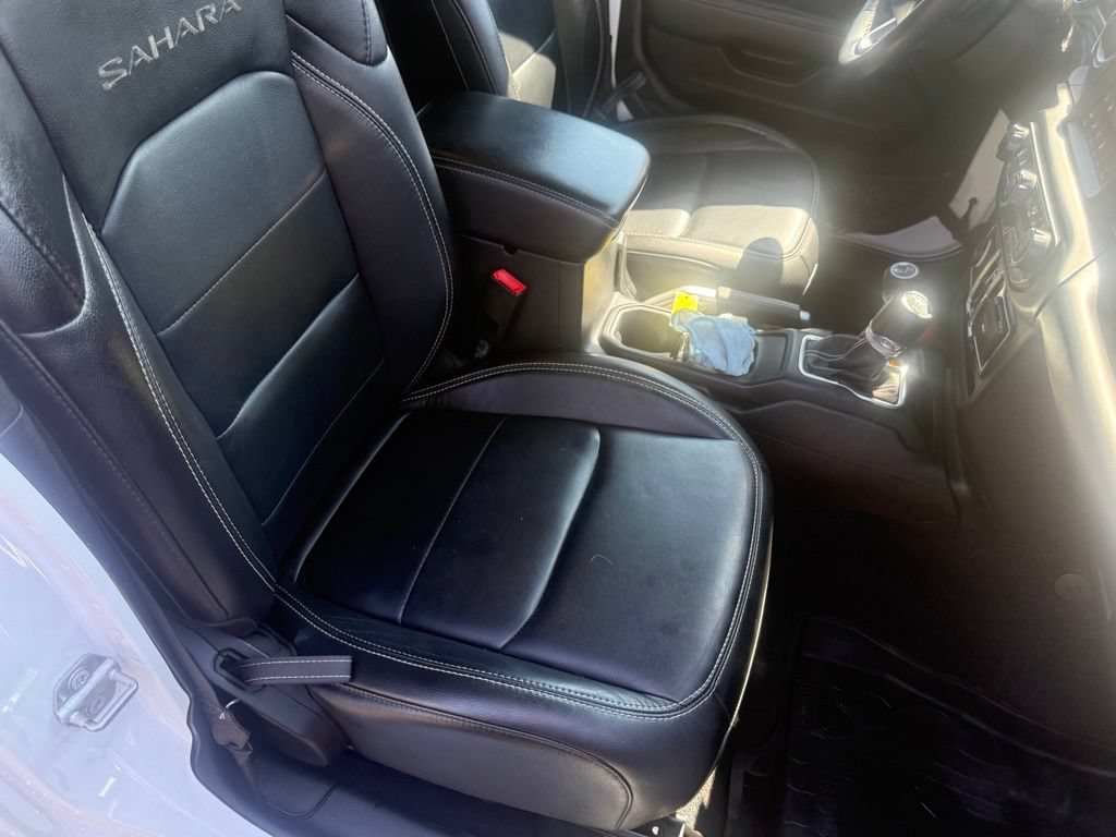 Certified 2019 Jeep Wrangler Unlimited Sahara AWD/4WD image 60