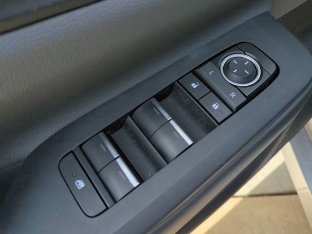 Used 2024 Toyota Prius Limited FWD image 13