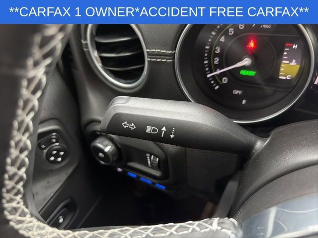 Used 2023 Jeep Wrangler Unlimited Sahara w/ Cold Weather Group image 31