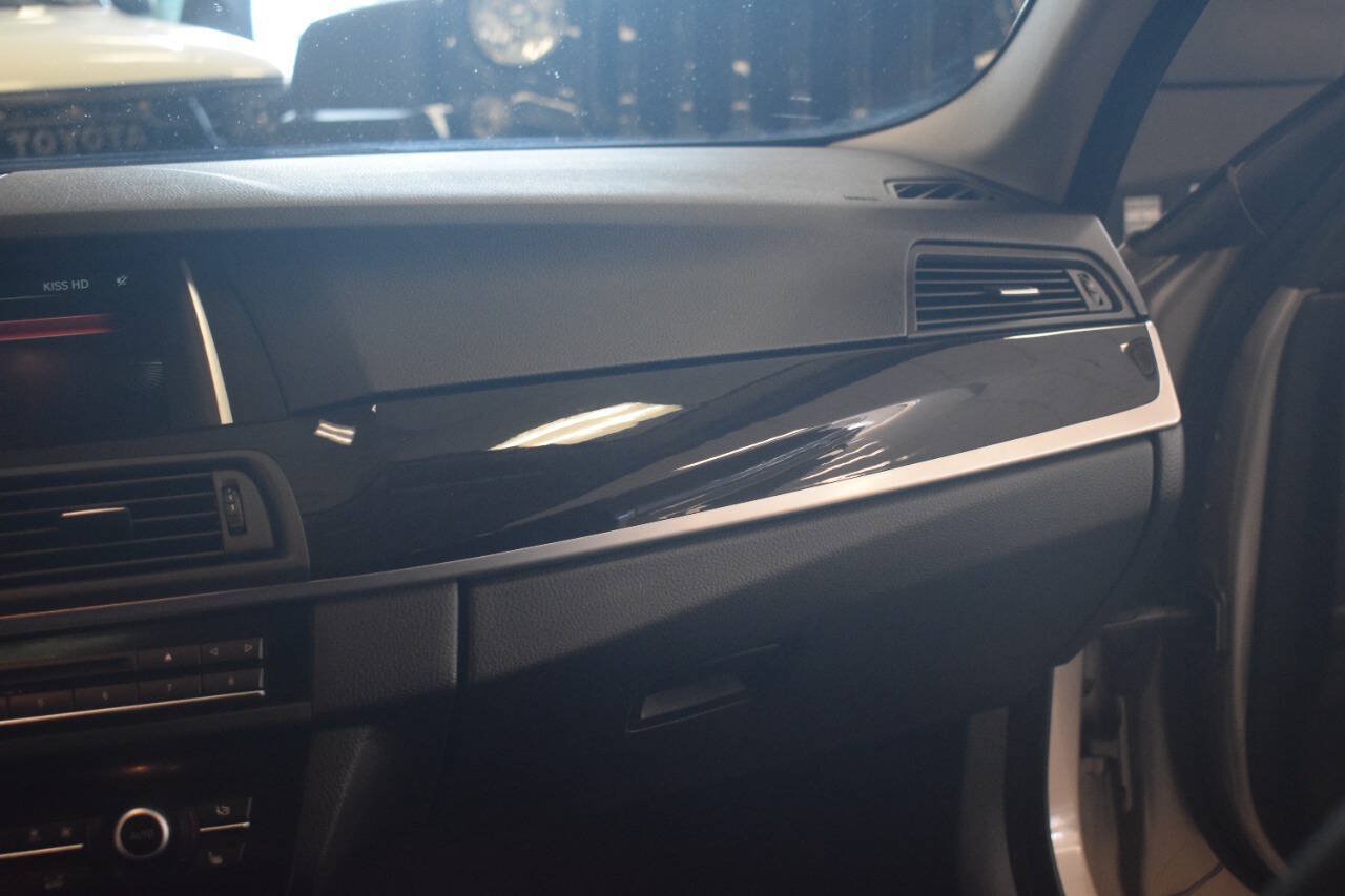 Used 2014 BMW 528i Sedan RWD image 39