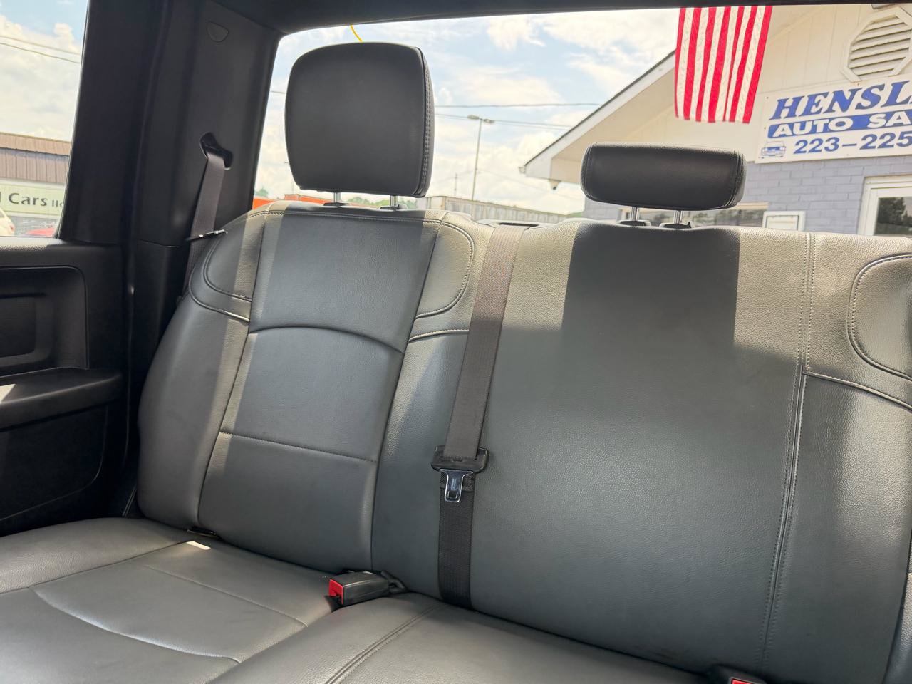 Used 2022 RAM 2500 Tradesman w/ Chrome Appearance Group RWD image 17