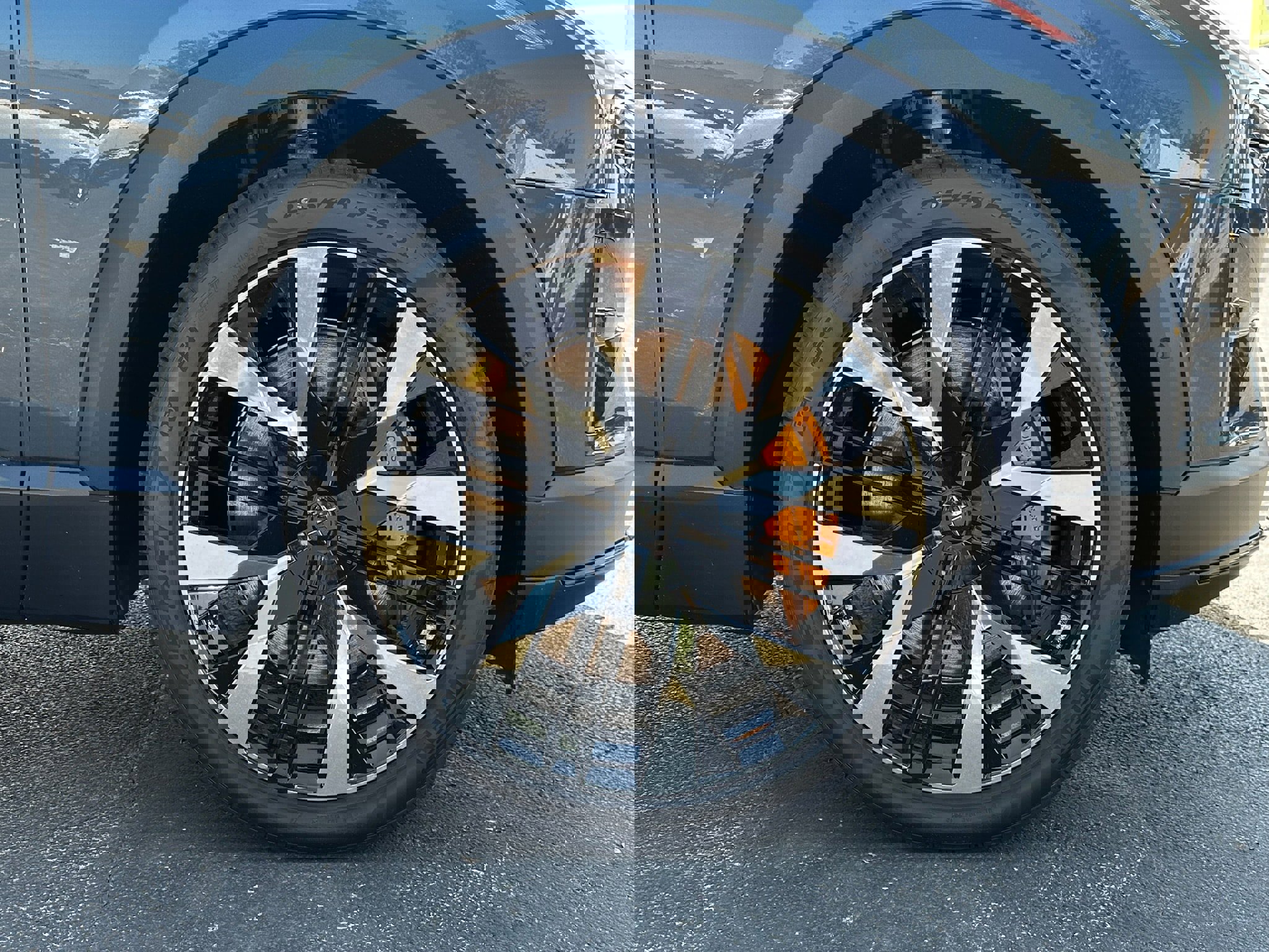 New 2025 Polestar Polestar 3 image 9