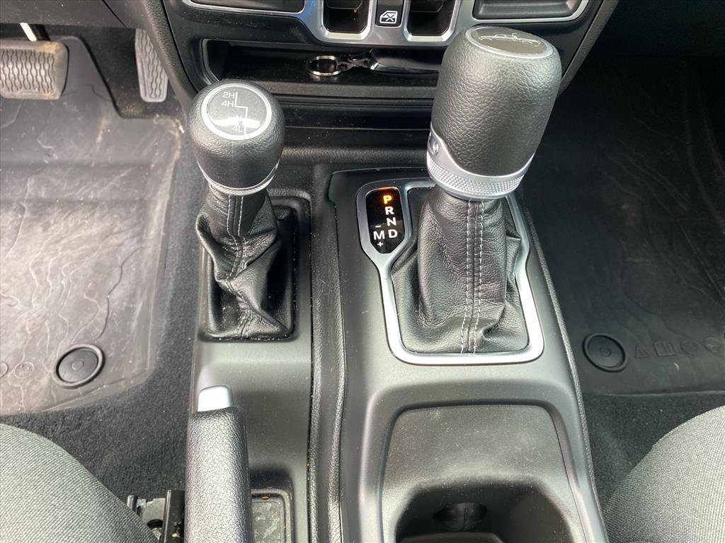 Used 2024 Jeep Gladiator Sport AWD/4WD image 12