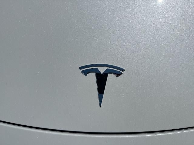 Used 2023 Tesla Model Y Long Range AWD/4WD image 30