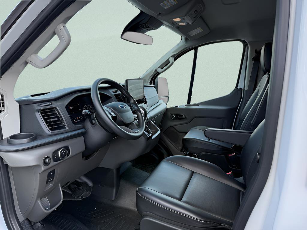 New 2025 Ford Transit 150 Low Roof RWD image 4