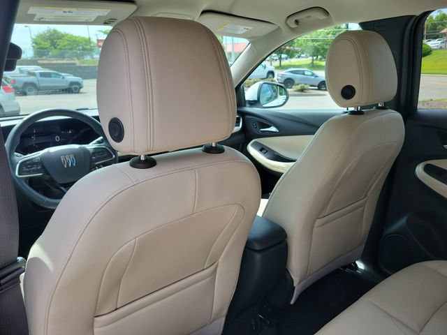 Used 2024 Buick Encore GX Sport Touring w/ Advanced Technology Package FWD image 11