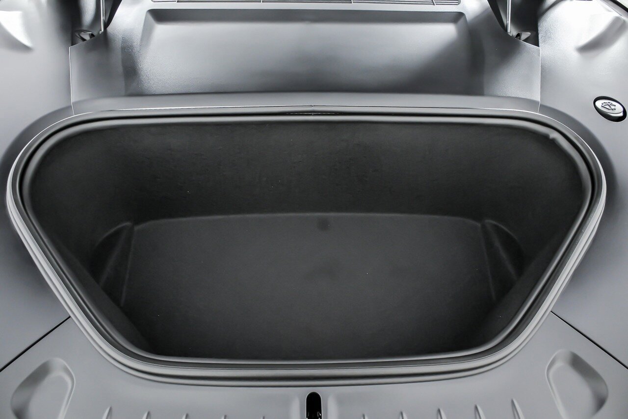 Used 2026 Tesla Model S Plaid AWD/4WD image 17