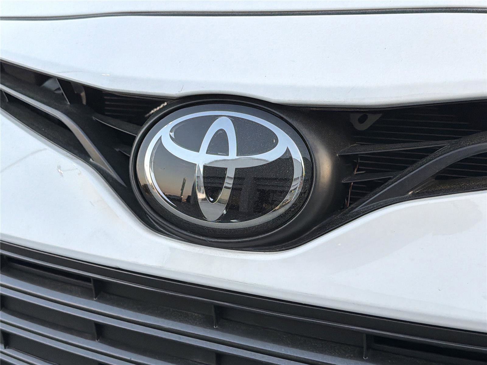 Used 2024 Toyota Camry LE image 11