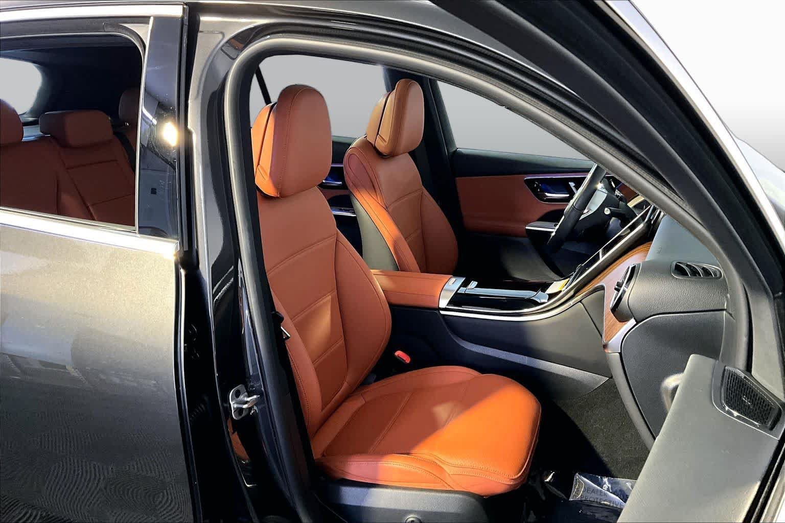 Certified 2026 Mercedes-Benz GLC 300 4MATIC image 8