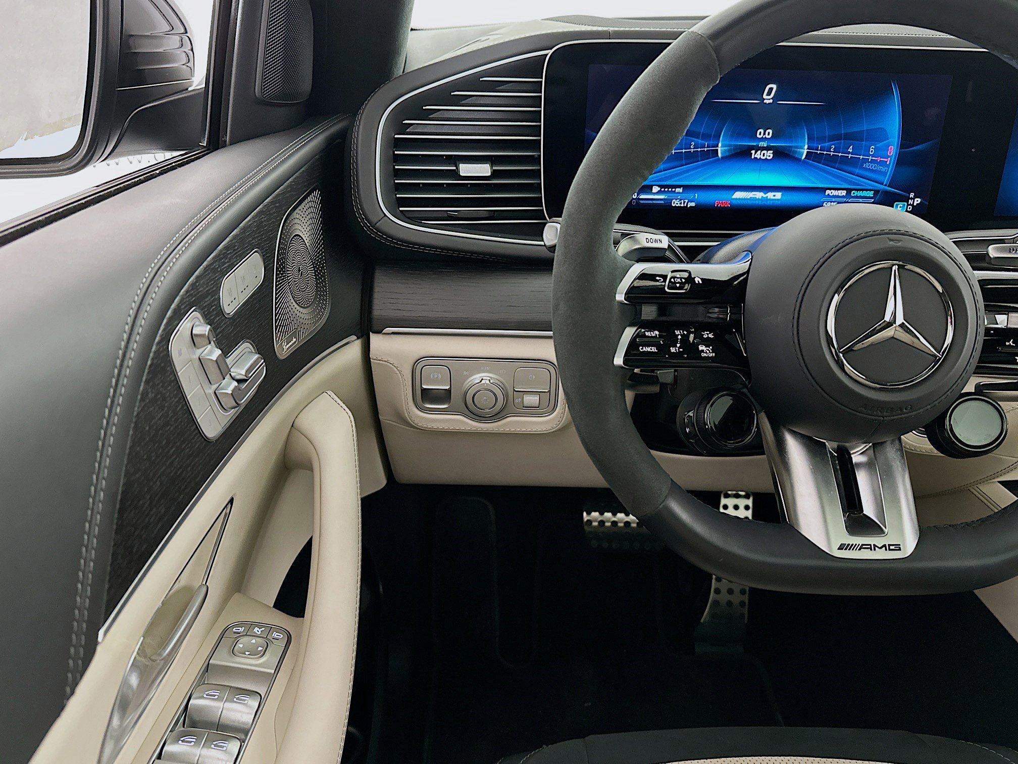 Used 2025 Mercedes-Benz GLE 53 AMG 4MATIC Coupe image 10