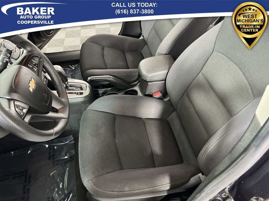 Used 2015 Chevrolet Cruze LT w/ Sun And Sound Package image 17