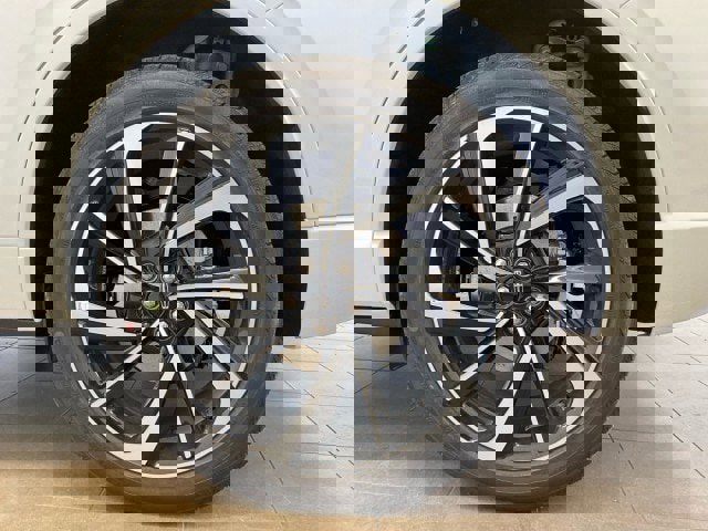 New 2024 Lincoln Corsair Grand Touring w/ Equipment Group 301A image 25