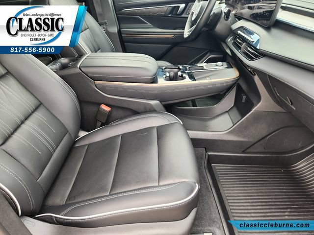 Used 2025 Buick Enclave Avenir w/ Super Cruise Package AWD/4WD image 15