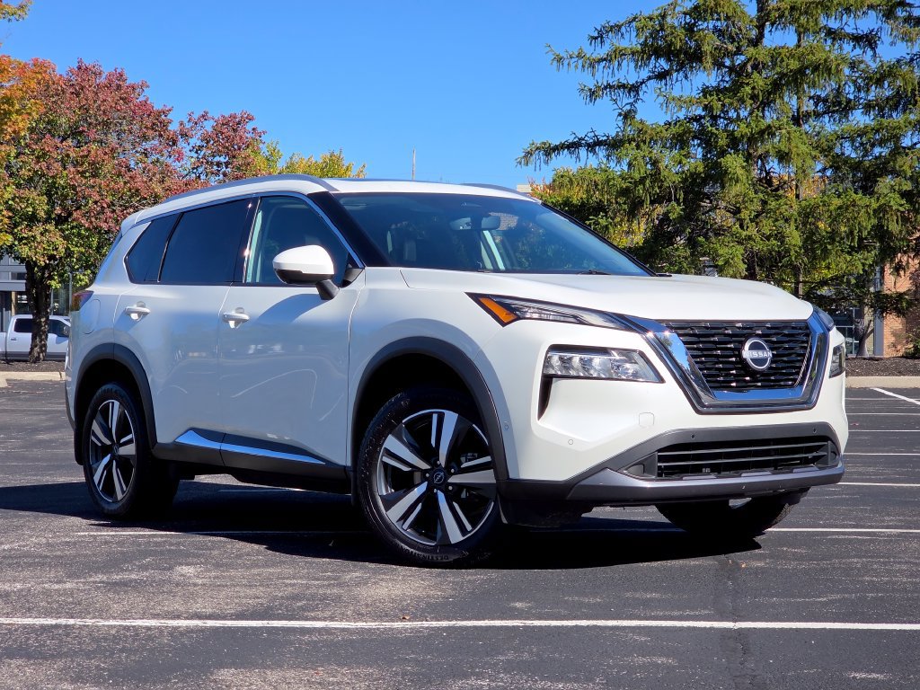 Used 2023 Nissan Rogue SL w/ SL Premium Package AWD/4WD image 2