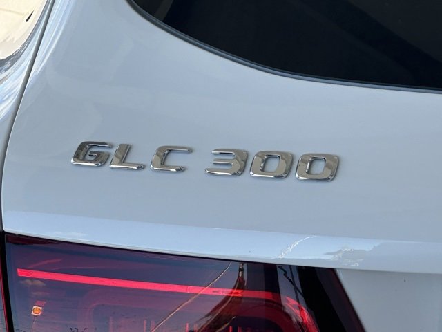 Used 2021 Mercedes-Benz GLC 300 4MATIC image 8