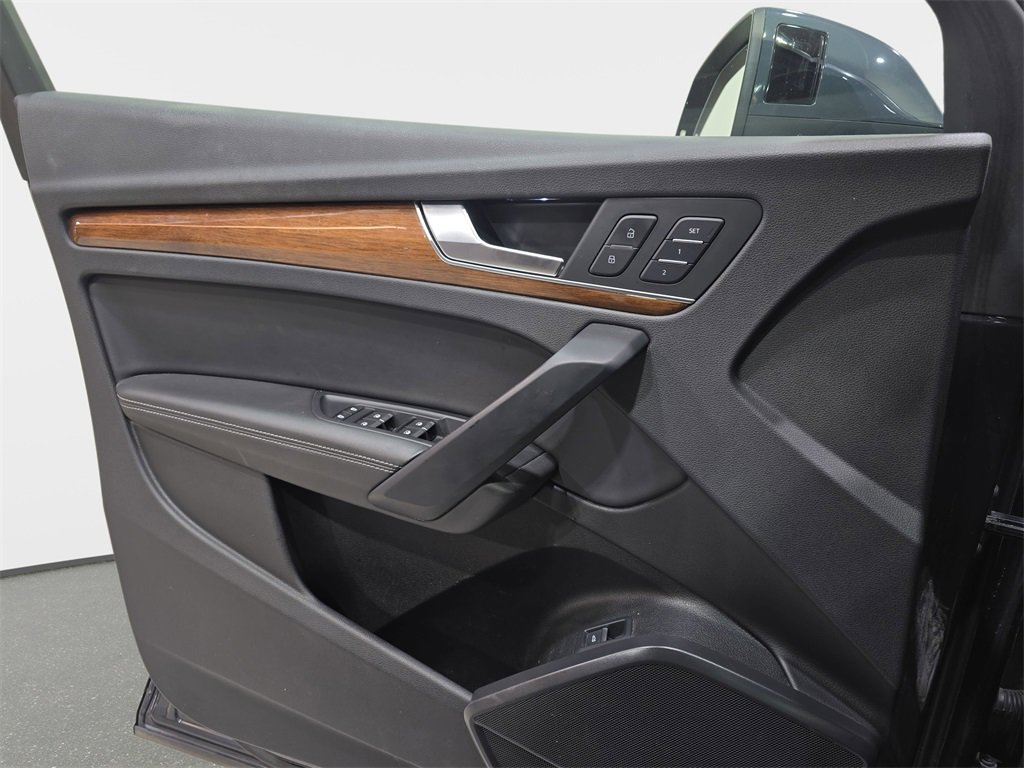 Used 2021 Audi Q5 2.0T Premium Plus w/ Premium Plus Package image 29