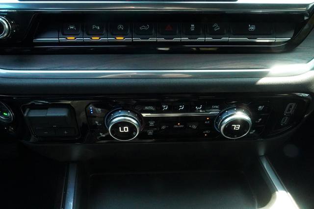 Used 2025 GMC Sierra 1500 SLT w/ SLT Premium Plus Package image 23