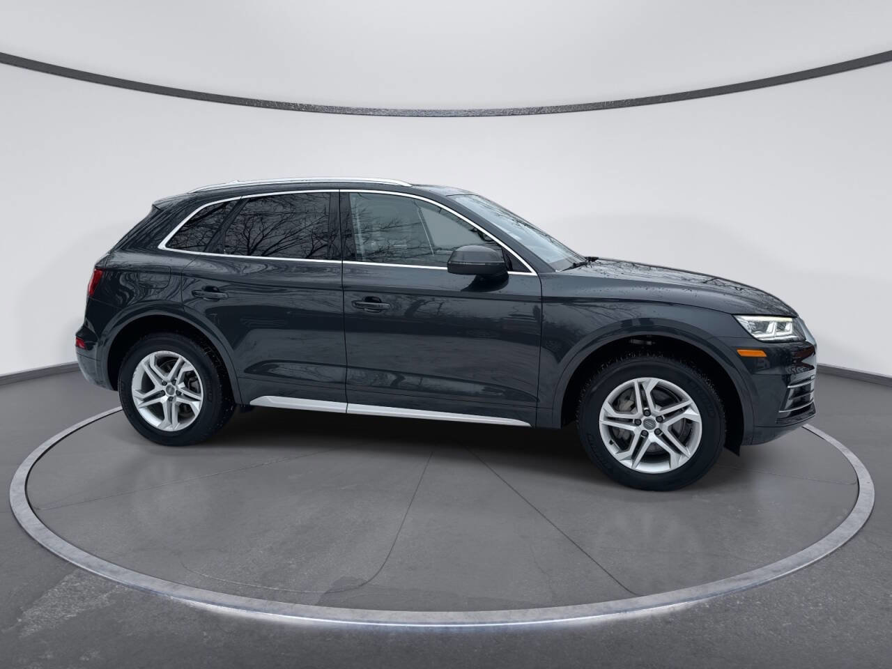 Used 2018 Audi Q5 2.0T Premium Plus w/ Premium Plus Package image 5