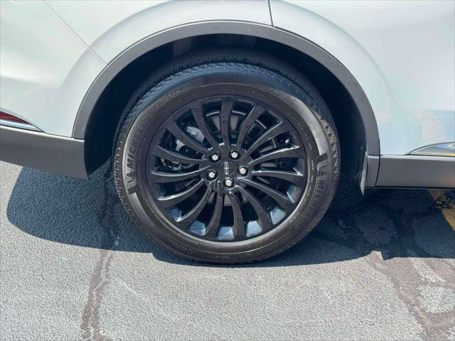 Used 2023 Lincoln Aviator Reserve w/ Elements Package Plus AWD/4WD image 10
