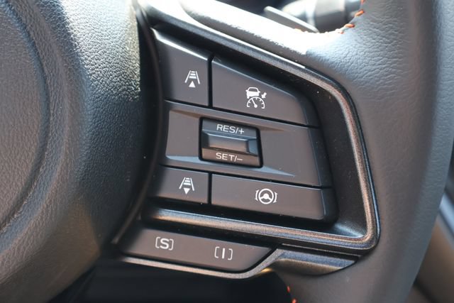 Certified 2025 Subaru Crosstrek 2.5i Limited w/ Popular Package #4A AWD/4WD image 7
