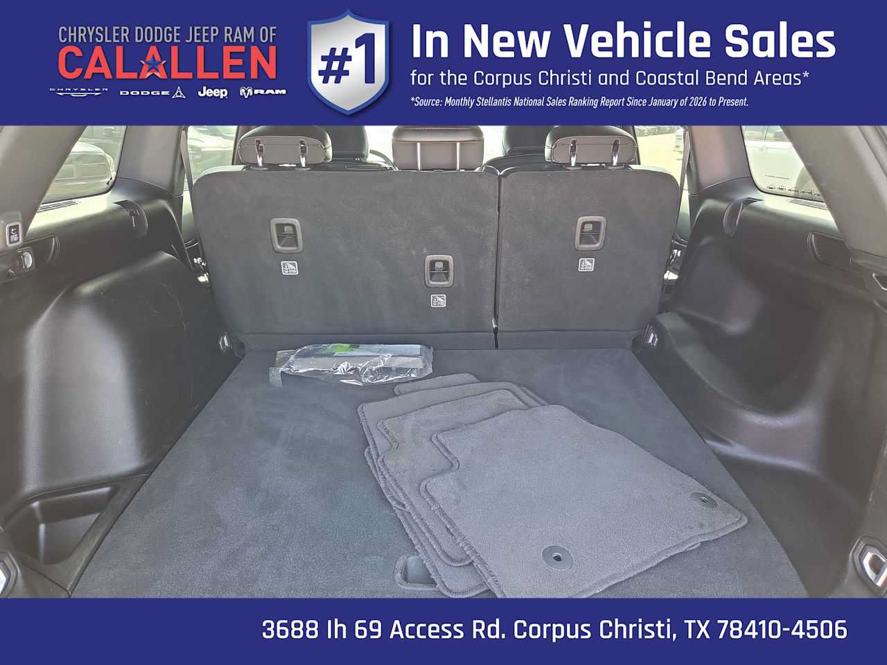 Used 2024 Jeep Grand Cherokee Altitude AWD/4WD image 27
