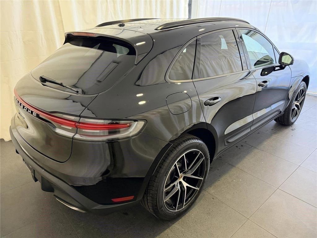 New 2026 Porsche Macan AWD/4WD image 9