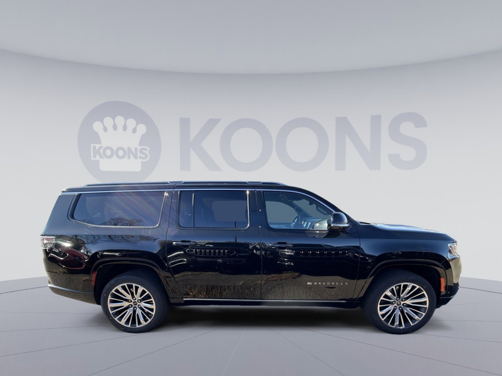 New 2025 Jeep Wagoneer L Series II image 8