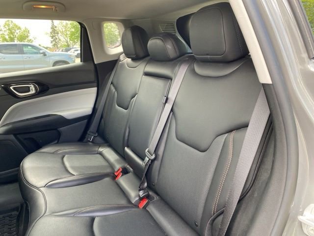 Used 2022 Jeep Compass Limited AWD/4WD image 4