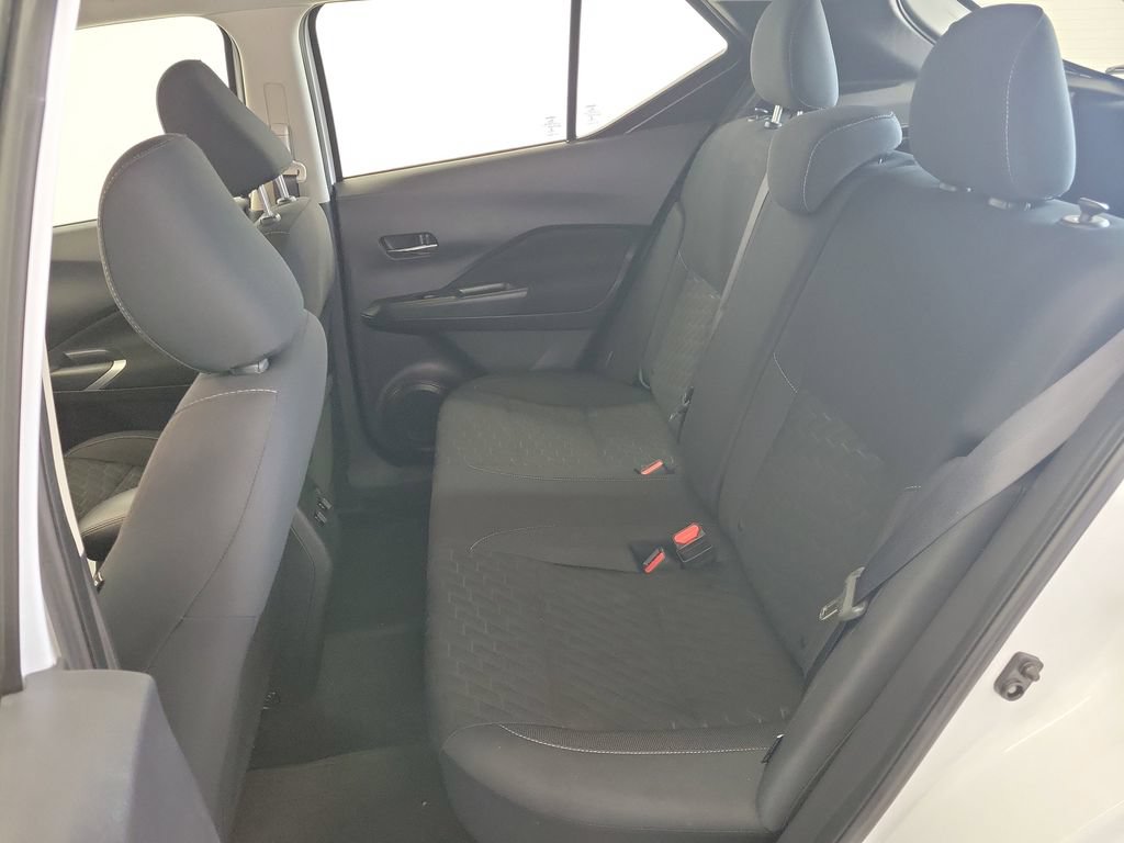 Used 2023 Nissan Kicks SV FWD image 13