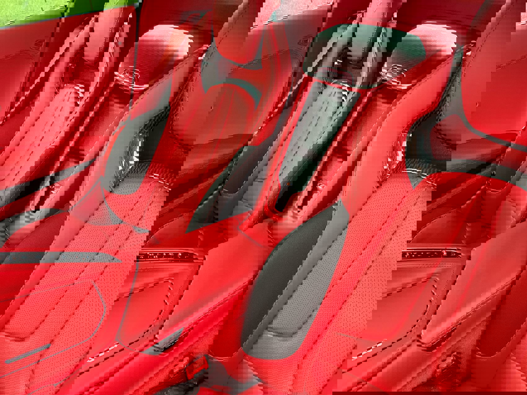 Used 2024 Chevrolet Corvette Stingray Premium Conv w/ Battery Protection Package image 20