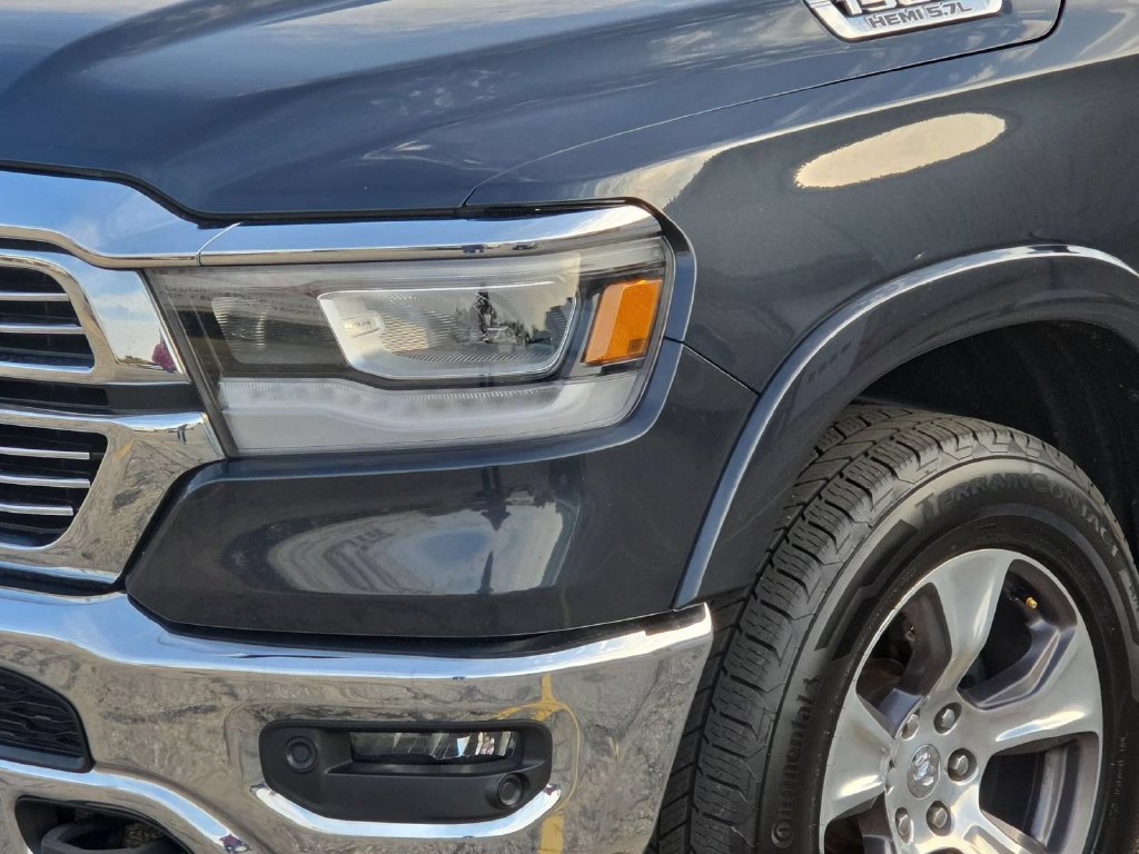 Used 2019 RAM 1500 Laramie AWD/4WD image 9
