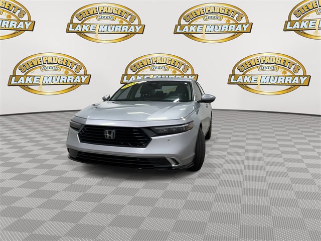 Used 2024 Honda Accord Touring image 6