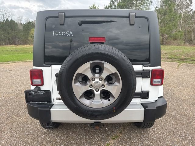 Used 2012 Jeep Wrangler Unlimited Sahara w/ Connectivity Group image 8